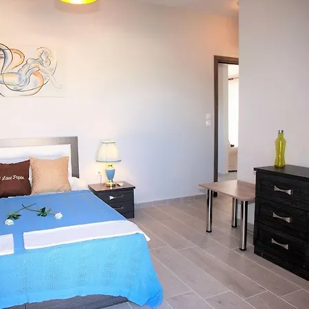 Christina, A Private Destination To Paradise فيلة