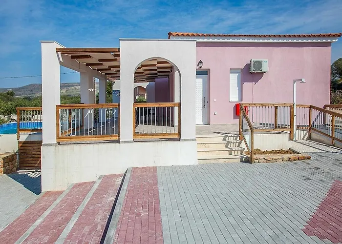 Christina, A Private Destination To Paradise Lixouri